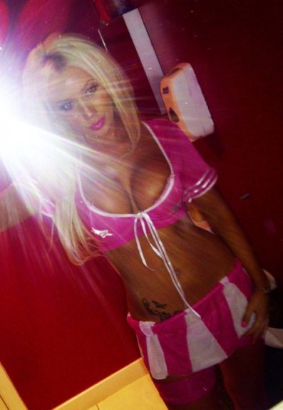 Laura Vinikomba 11