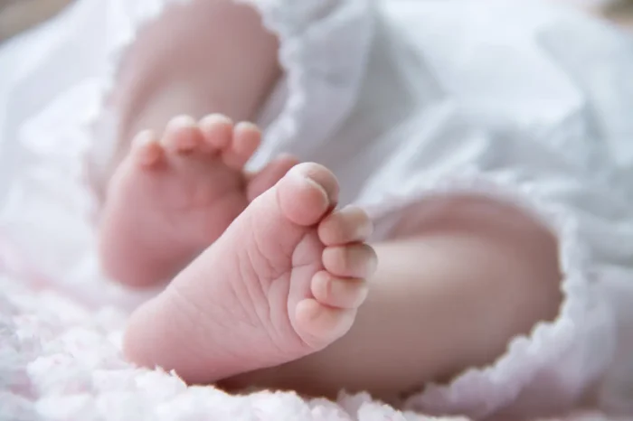 baby feet