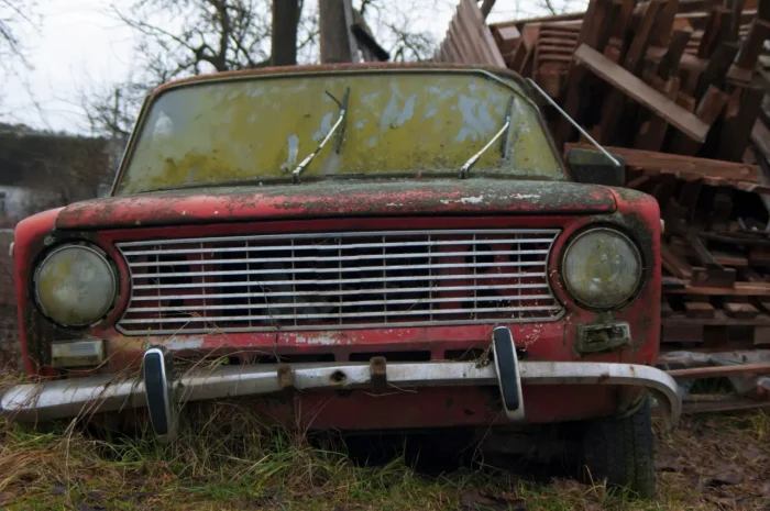 rusty car